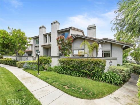 3 Moon Shadow , Irvine, CA