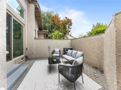 3 Moon Shadow , Irvine, CA
