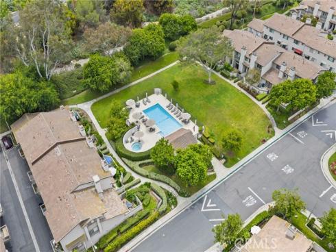 3 Moon Shadow , Irvine, CA
