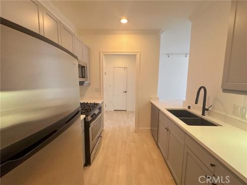 2414  Watermarke  , Irvine, CA