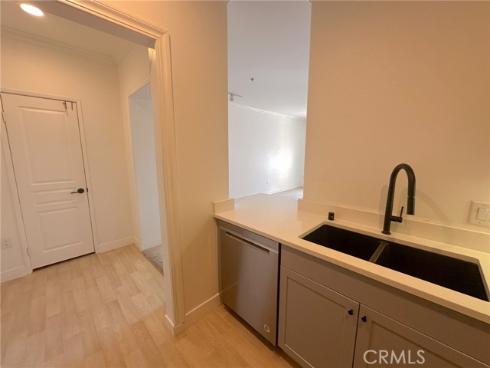 2414  Watermarke  , Irvine, CA