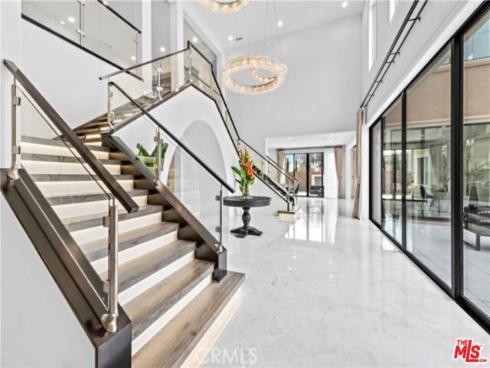 119 Lanzon , Irvine, CA