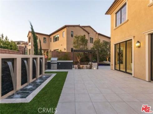 119 Lanzon , Irvine, CA