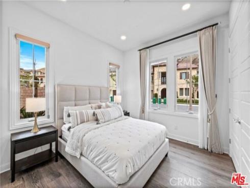 119 Lanzon , Irvine, CA