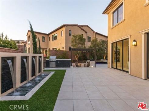 119 Lanzon , Irvine, CA
