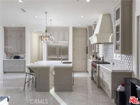119 Lanzon , Irvine, CA
