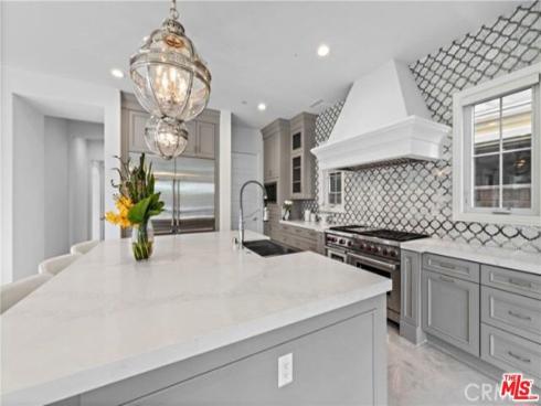 119 Lanzon , Irvine, CA