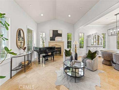 28  Blue Summit  , Irvine, CA