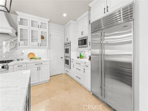 28  Blue Summit  , Irvine, CA