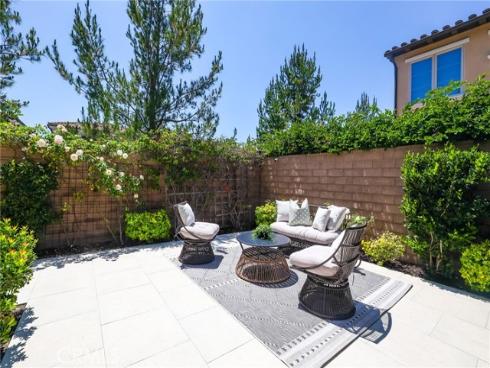 63  Pedigree  , Irvine, CA