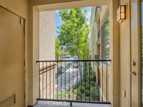 3241  Watermarke  , Irvine, CA