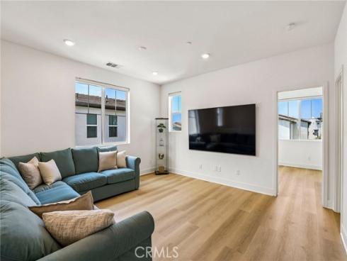 337 Abacus , Irvine, CA