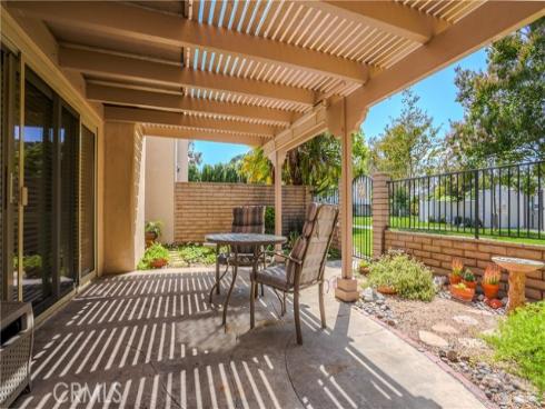 4 Mandrake Way, Irvine, CA