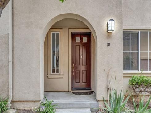 10 Salton , Irvine, CA
