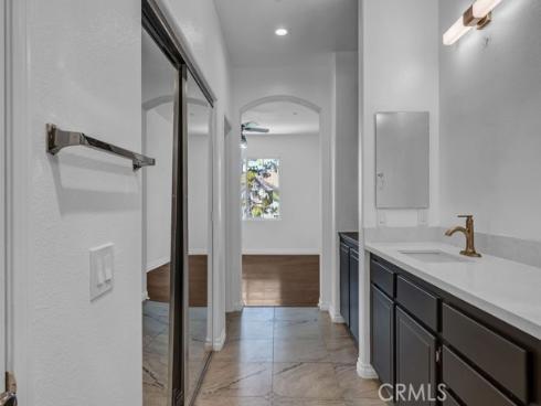 10 Salton , Irvine, CA