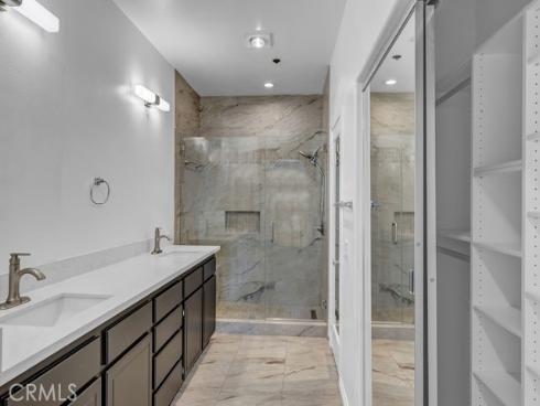 10 Salton , Irvine, CA