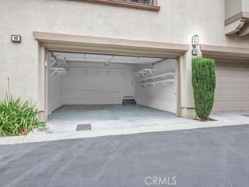 10 Salton , Irvine, CA