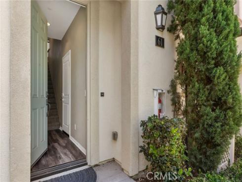 61  Origin  , Irvine, CA