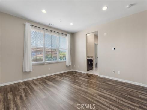 61  Origin  , Irvine, CA