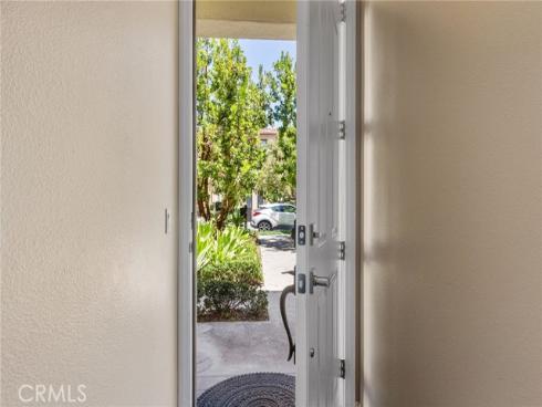 61  Origin  , Irvine, CA