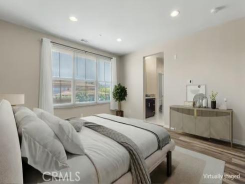 61  Origin  , Irvine, CA