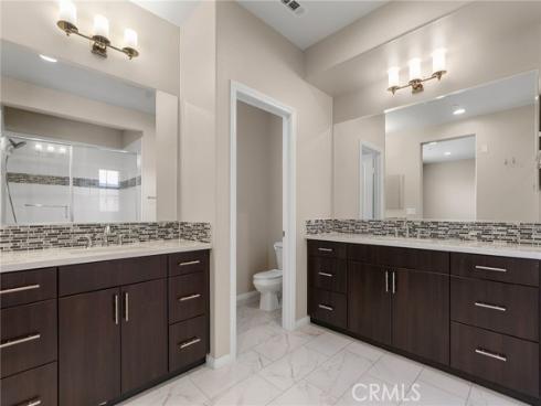 61  Origin  , Irvine, CA