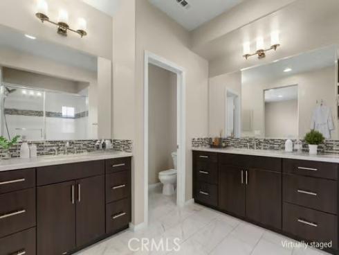 61  Origin  , Irvine, CA