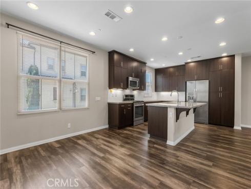 61  Origin  , Irvine, CA