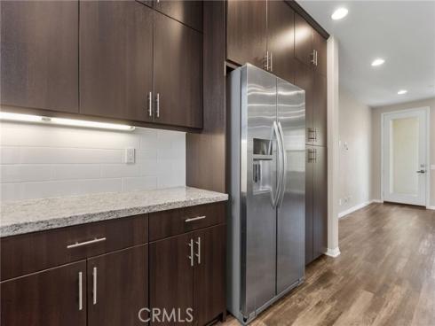 61  Origin  , Irvine, CA