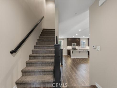 61  Origin  , Irvine, CA