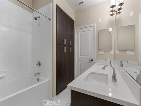 61  Origin  , Irvine, CA