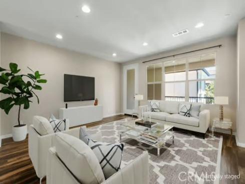 61  Origin  , Irvine, CA