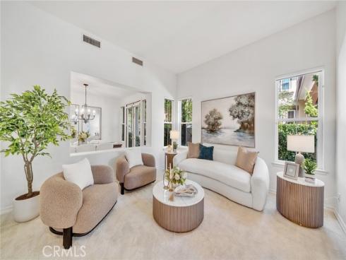 7 Bayleaf Ln , Irvine, CA