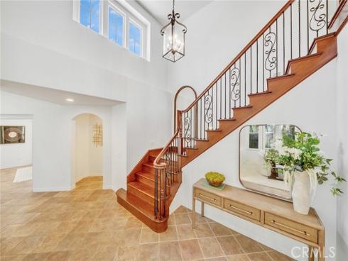 7 Bayleaf Ln , Irvine, CA