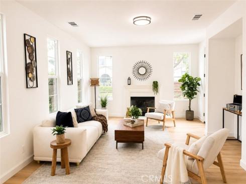 80 Wonderland , Irvine, CA