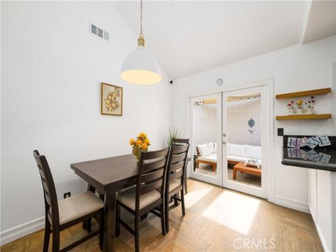 20 Wintermist 86 , Irvine, CA