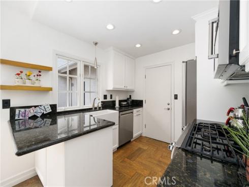 20 Wintermist 86 , Irvine, CA