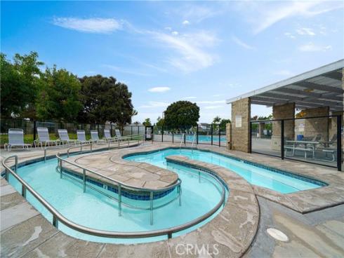 20 Wintermist 86 , Irvine, CA