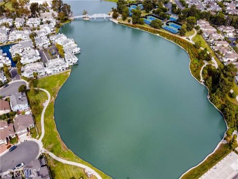 20 Wintermist 86 , Irvine, CA