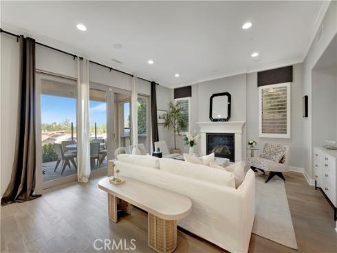 126 Long Fence , Irvine, CA