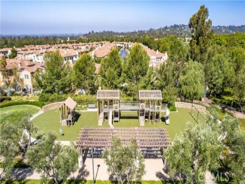 126 Long Fence , Irvine, CA