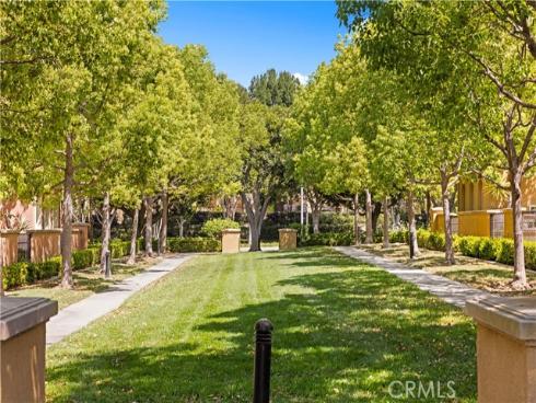 111 Chantilly , Irvine, CA