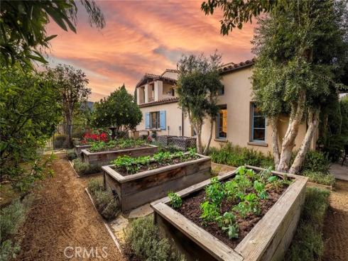 50 Copper Creek , Irvine, CA