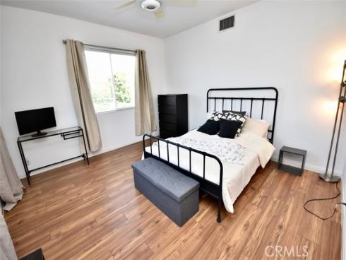 31 Vetrina , Irvine, CA