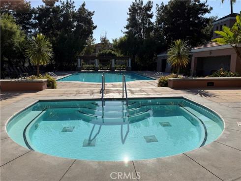 31 Vetrina , Irvine, CA