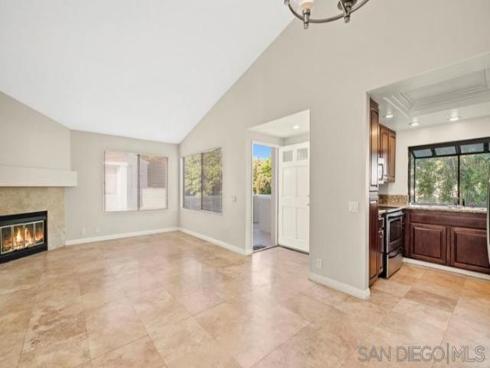 387  Deerfield  77 , Irvine, CA