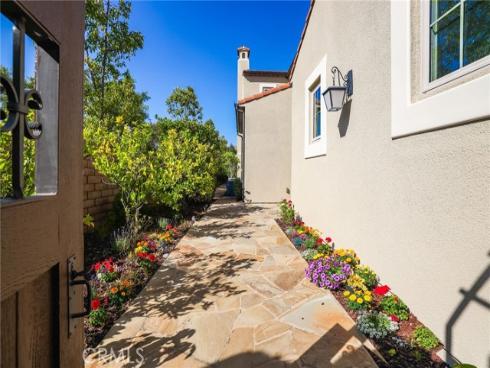 17 Lowland , Irvine, CA