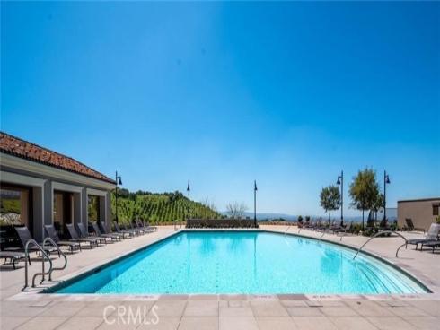 105 Summerland , Irvine, CA
