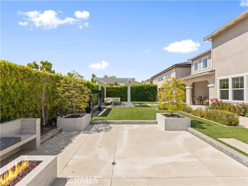 60  Harlow  , Irvine, CA
