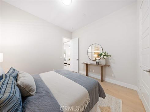 60  Harlow  , Irvine, CA